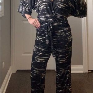 Veronica M Gently used Pants/Jumpsuit Size Small